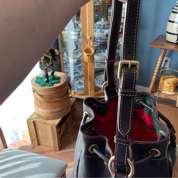 Dooney & Bourke Brown T’Moro Florentine drawstring bucket bag with whipstitch - Picture 13 of 16